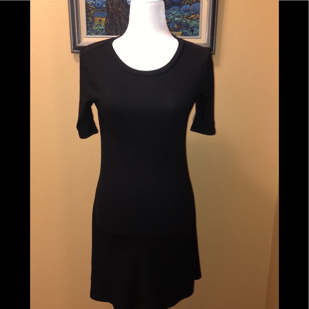 Old Navy black dress 3/4 sleeves